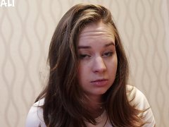 Девушка парню подарила секс куклу и он сравнил их на практике